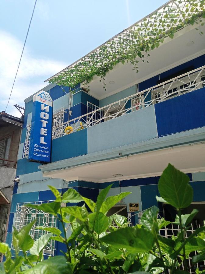 Casa Hotel Manco Mora Medellin Ngoại thất bức ảnh